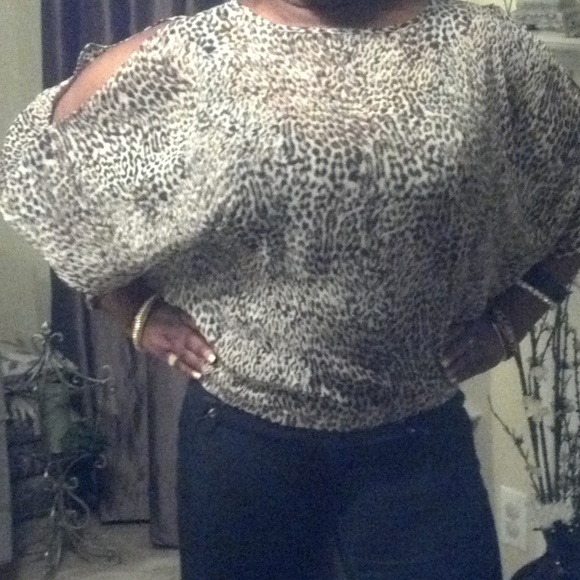 Top - Picture 3 of 3